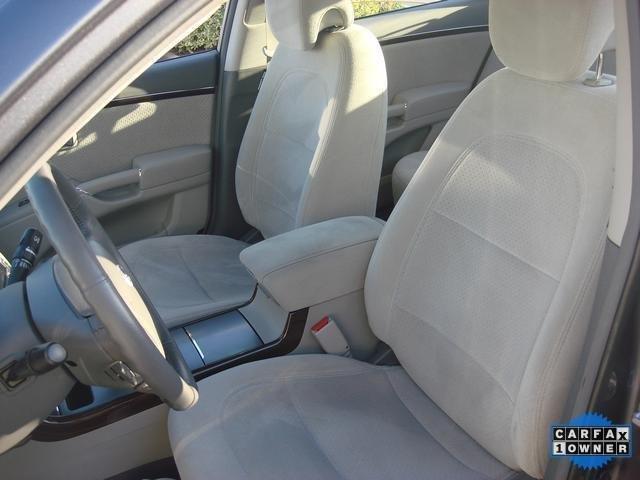 2011 Hyundai Azera FWD 4dr Sport