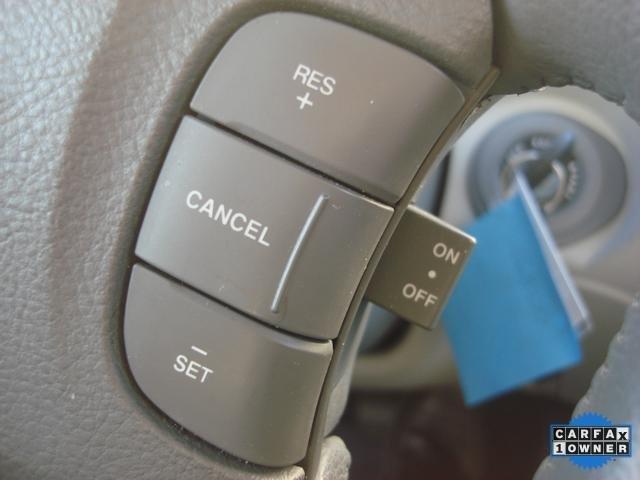 2011 Hyundai Azera FWD 4dr Sport