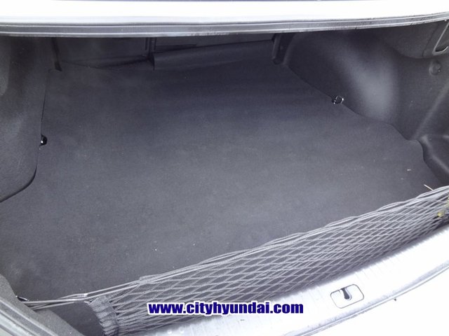 2011 Hyundai Azera FWD 4dr Sport