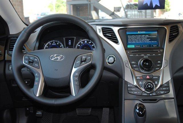 2012 Hyundai Azera Xls Utility Pickup
