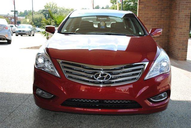 2012 Hyundai Azera Xls Utility Pickup