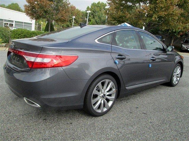 2013 Hyundai Azera Unknown