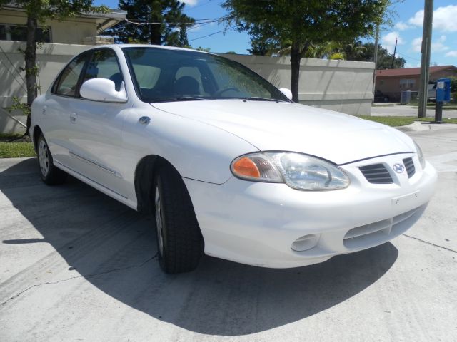 2000 Hyundai Elantra FWD 4dr Sport