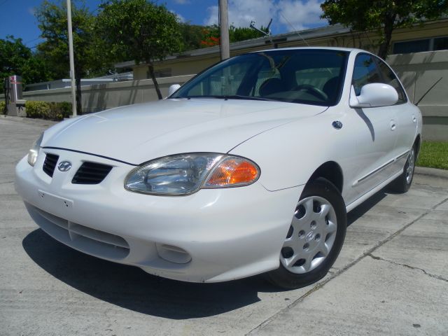 2000 Hyundai Elantra FWD 4dr Sport