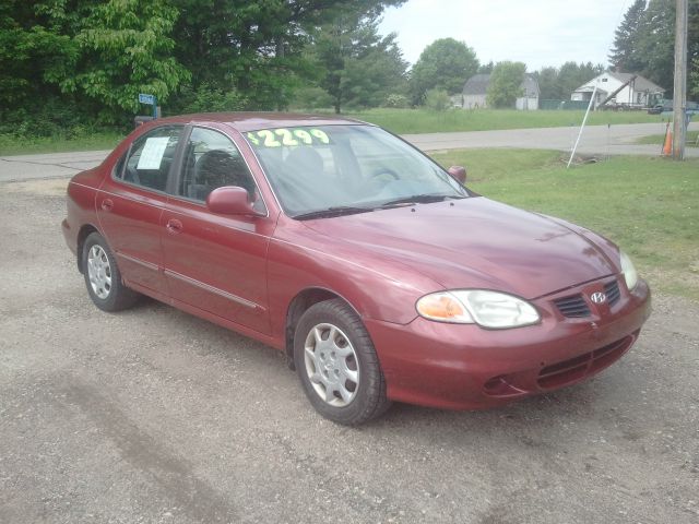 2000 Hyundai Elantra FWD 4dr Sport