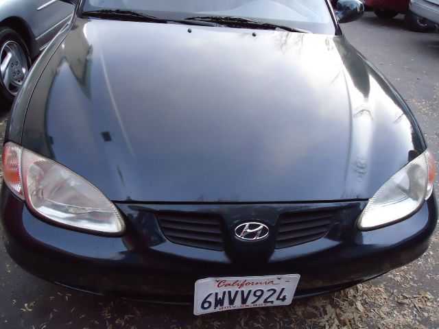 2000 Hyundai Elantra FWD 4dr Sport