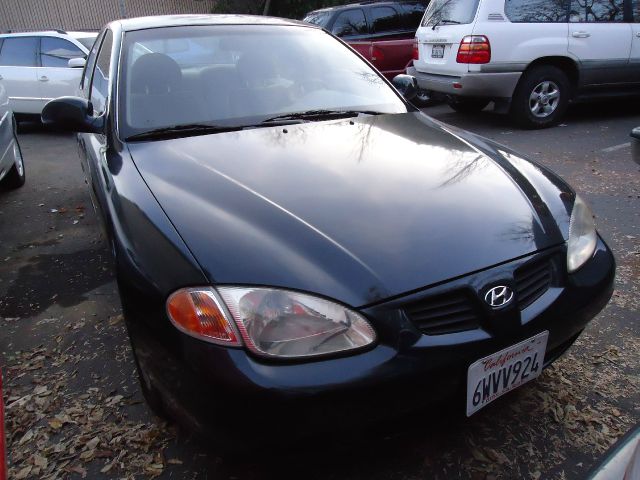 2000 Hyundai Elantra FWD 4dr Sport