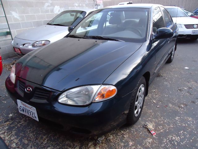 2000 Hyundai Elantra FWD 4dr Sport