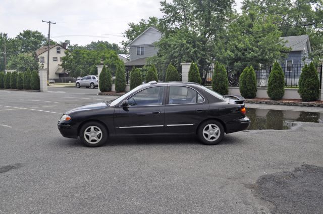 2000 Hyundai Elantra FWD 4dr Sport