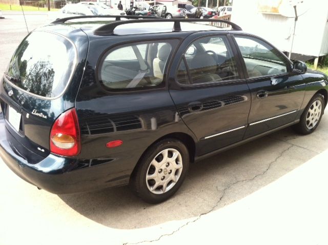 2000 Hyundai Elantra FWD 4dr Sport