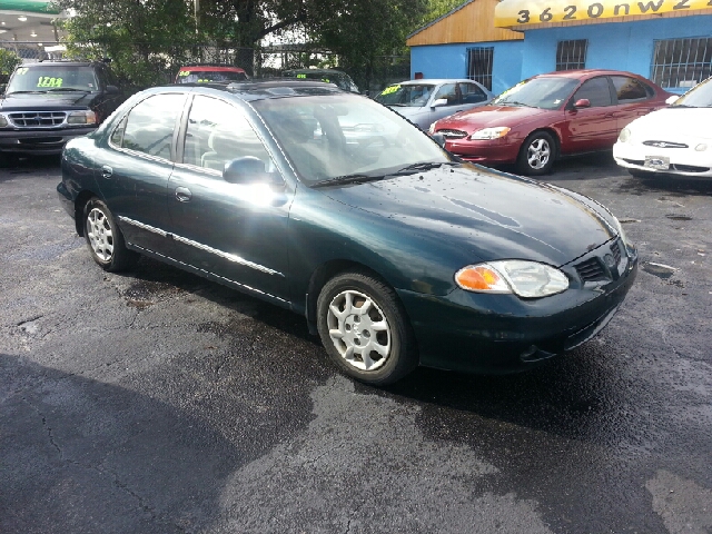 2000 Hyundai Elantra FWD 4dr Sport