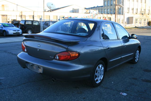 2000 Hyundai Elantra FWD 4dr Sport