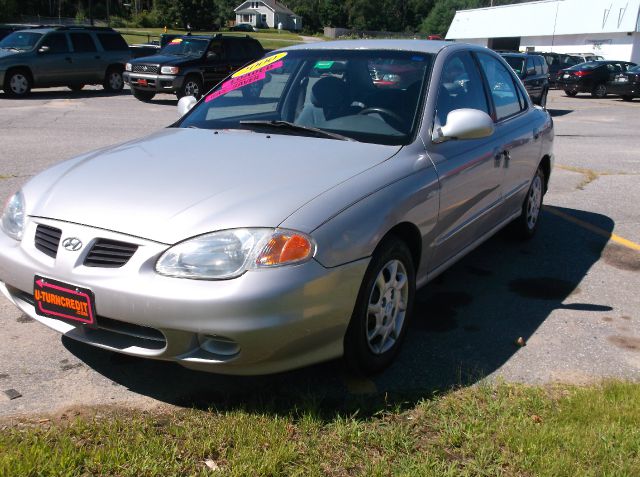 2000 Hyundai Elantra FWD 4dr Sport