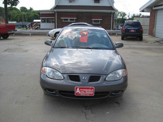 2000 Hyundai Elantra FWD 4dr Sport