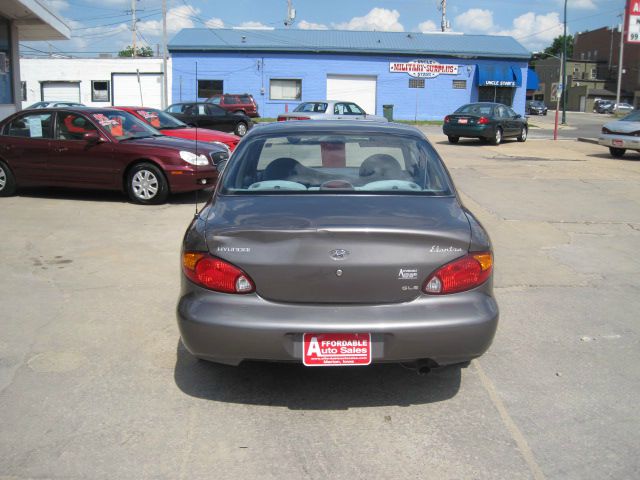 2000 Hyundai Elantra FWD 4dr Sport