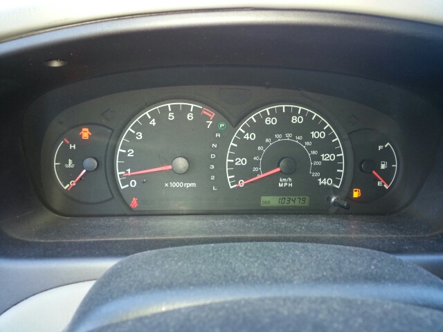 2001 Hyundai Elantra FWD 4dr Sport