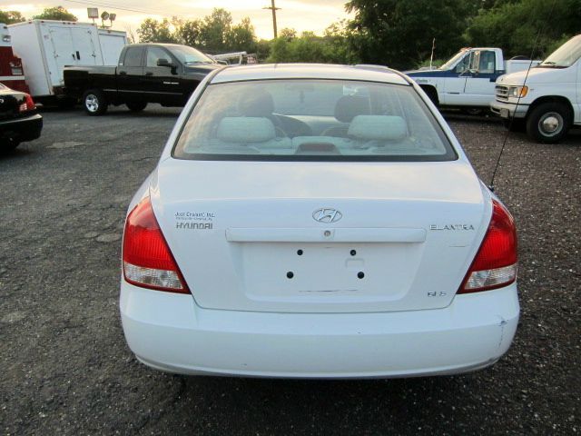 2001 Hyundai Elantra FWD 4dr Sport