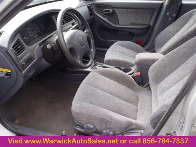 2001 Hyundai Elantra Standard 4X4 Hardtop
