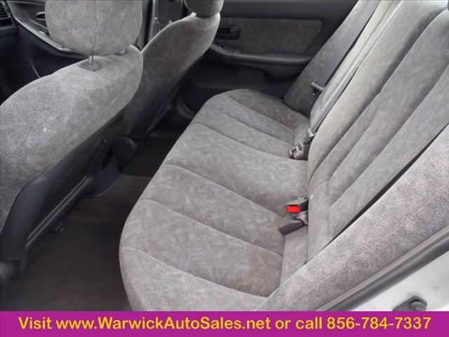 2001 Hyundai Elantra Standard 4X4 Hardtop