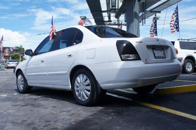 2001 Hyundai Elantra FWD 4dr Sport