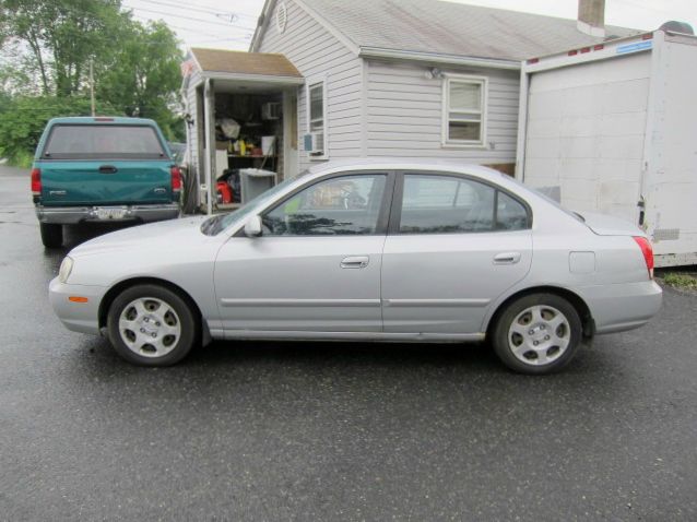 2001 Hyundai Elantra FWD 4dr Sport