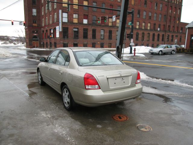 2001 Hyundai Elantra FWD 4dr Sport