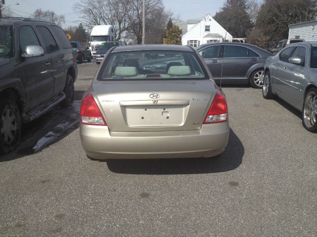 2001 Hyundai Elantra FWD 4dr Sport