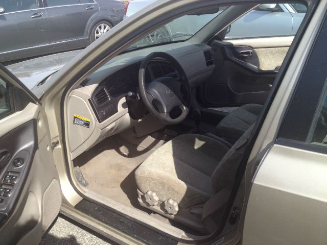 2001 Hyundai Elantra FWD 4dr Sport