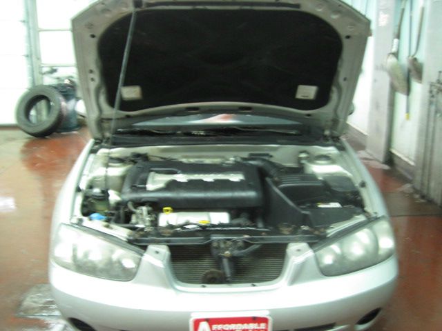 2001 Hyundai Elantra FWD 4dr Sport