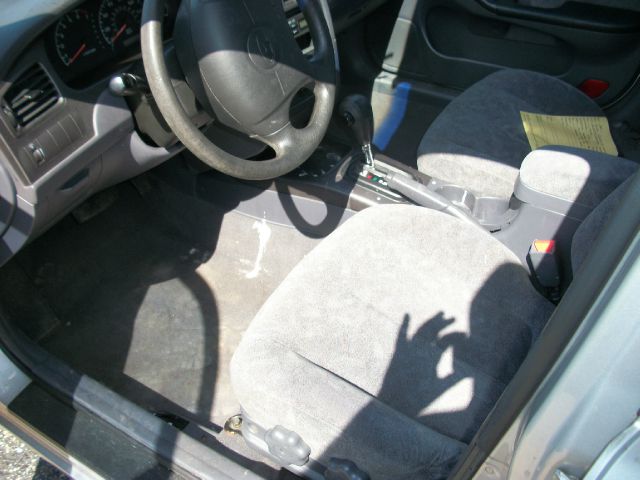 2001 Hyundai Elantra FWD 4dr Sport