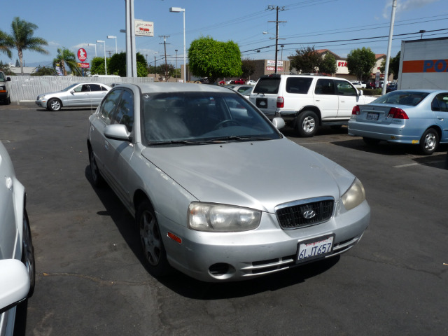 2002 Hyundai Elantra FWD 4dr Sport