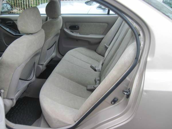 2002 Hyundai Elantra FWD 4dr Sport