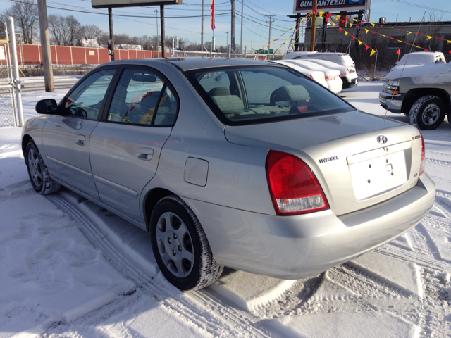 2002 Hyundai Elantra FWD 4dr Sport