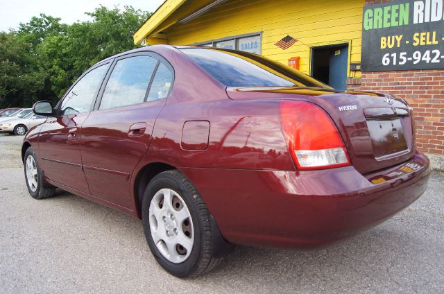 2002 Hyundai Elantra FWD 4dr Sport