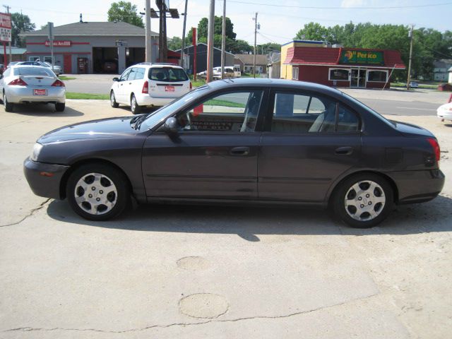 2002 Hyundai Elantra FWD 4dr Sport