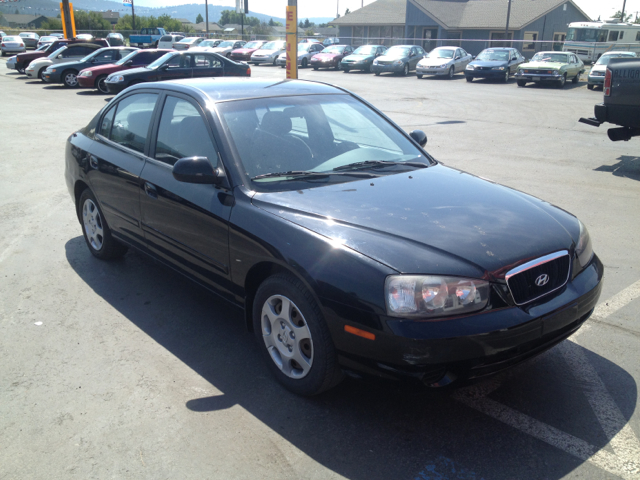 2002 Hyundai Elantra FWD 4dr Sport