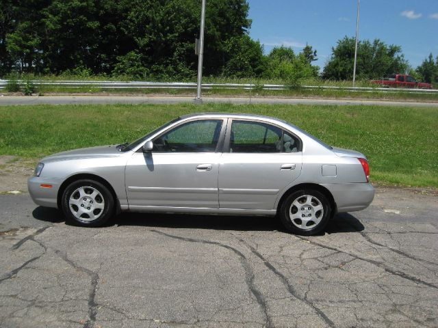 2002 Hyundai Elantra FWD 4dr Sport