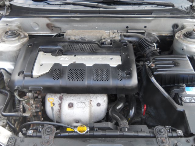 2002 Hyundai Elantra FWD 4dr Sport