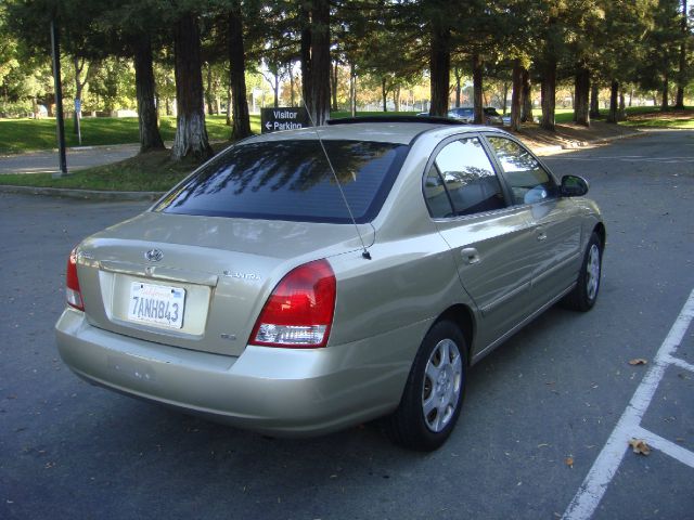 2002 Hyundai Elantra FWD 4dr Sport