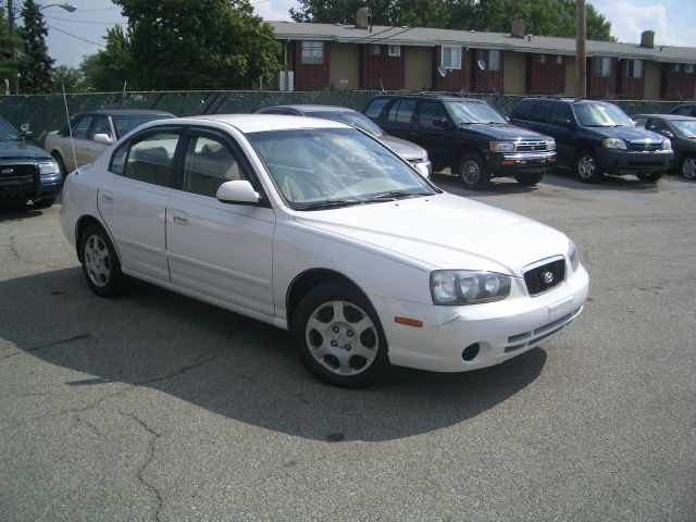 2002 Hyundai Elantra FWD 4dr Sport