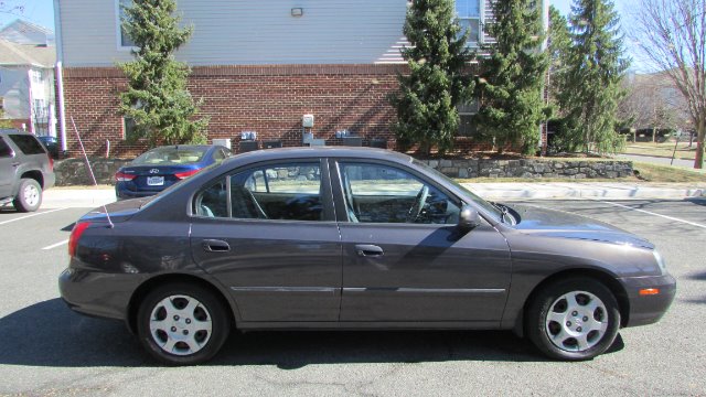 2002 Hyundai Elantra FWD 4dr Sport