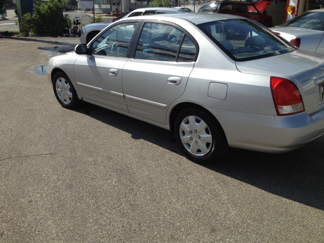 2002 Hyundai Elantra FWD 4dr Sport