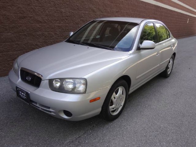 2003 Hyundai Elantra FWD 4dr Sport
