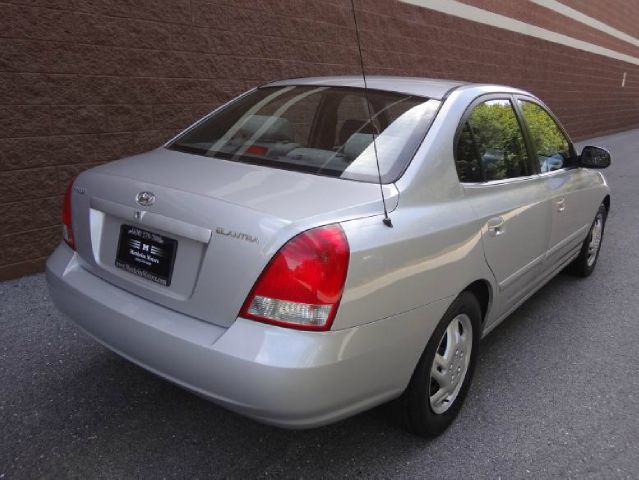 2003 Hyundai Elantra FWD 4dr Sport