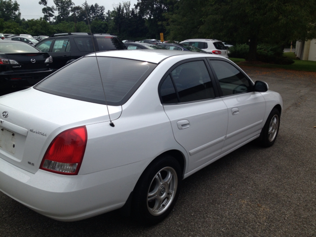 2003 Hyundai Elantra FWD 4dr Sport