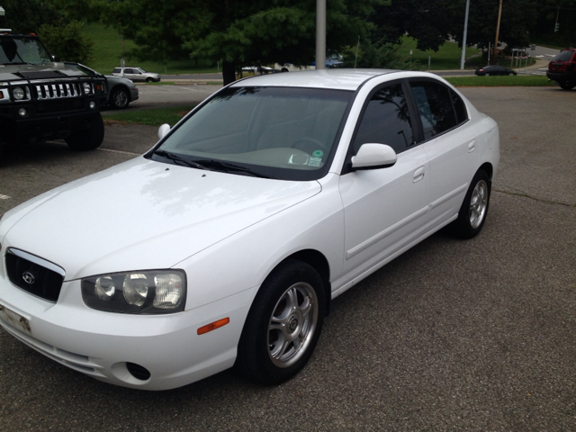 2003 Hyundai Elantra FWD 4dr Sport
