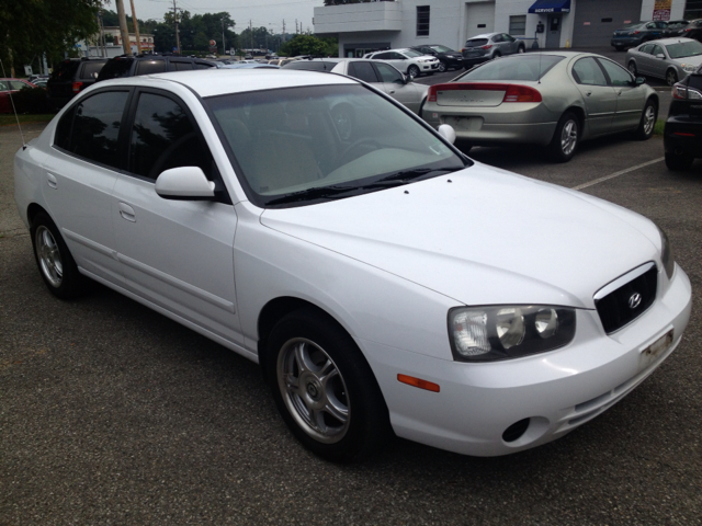 2003 Hyundai Elantra FWD 4dr Sport