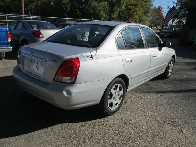 2003 Hyundai Elantra FWD 4dr Sport