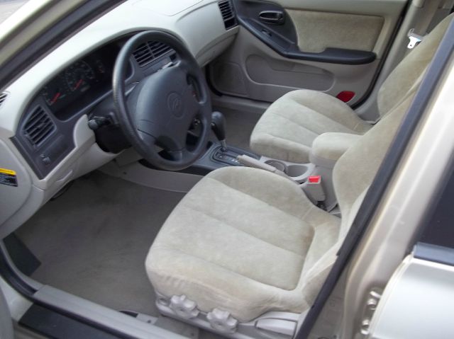 2003 Hyundai Elantra FWD 4dr Sport