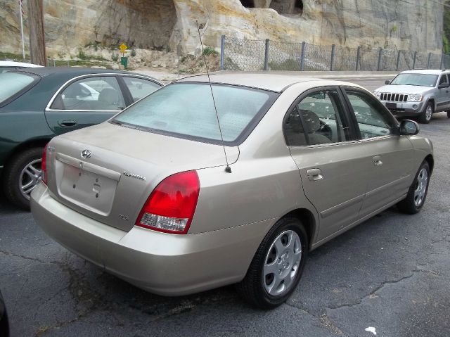 2003 Hyundai Elantra FWD 4dr Sport